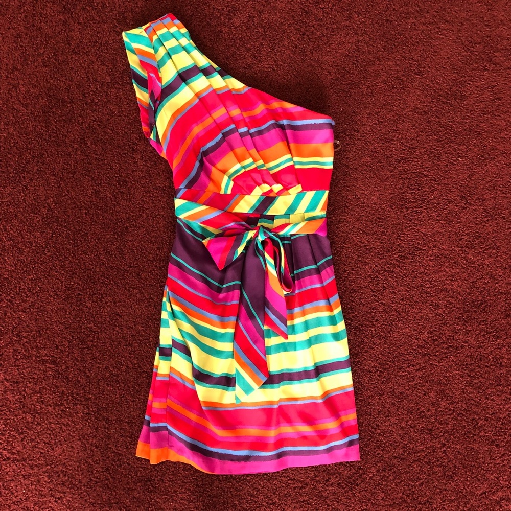 Dress, one shoulder